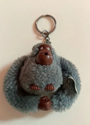 Sleutelhanger Kipling Pum, marque: Kipling, état: Très bon état, 3,00 €, 3,85 € Protection acheteurs incluse
