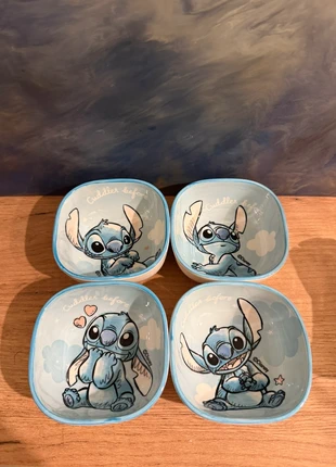 Lots petits bols stitch, brand: Stitch, condizioni: Nuovo con cartellino, taglia: 5 anni / 110 cm, €20.00, €21.70 include la Protezione acquisti