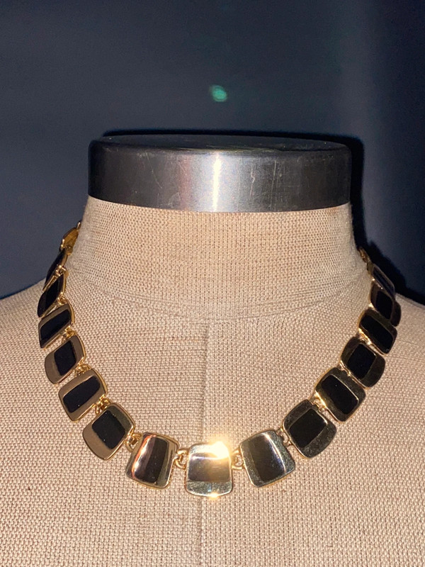 Vintage 18” goldtone metal toggle clasp necklace black enamel squares 3