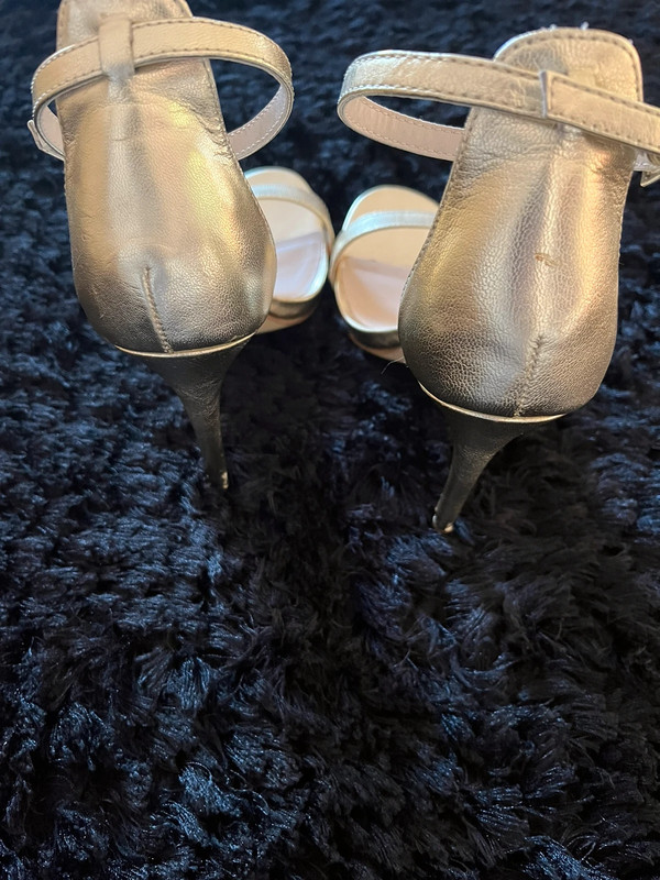 Gold high sales heels size 5