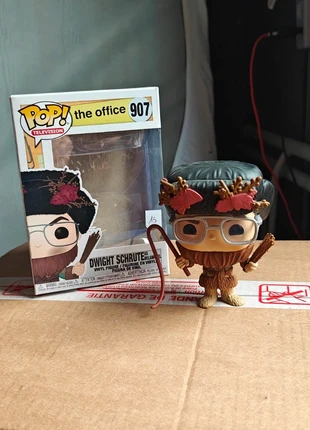 The Office Funko Pop Dwight Schrute as Belsnickel 907, merk: Funko, staat: Heel goed, maat: Universeel, € 15,00, € 16,45 inclusief Kopersbescherming