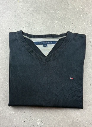 Sweat à col V Tommy Hilfiger taille L homme logo brodé noir, brand: Tommy Hilfiger, condizioni: Ottime, taglia: L, €20.00, €21.70 include la Protezione acquisti