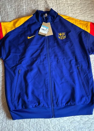 Chaqueta Nike FCB, marque: Nike, état: Neuf avec étiquette, taille: M, 60,00 €, 63,70 € Protection acheteurs incluse