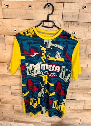 Maillot villareal entraînement, marque: Football, état: Très bon état, taille: M, 20,00 €, 21,70 € Protection acheteurs incluse