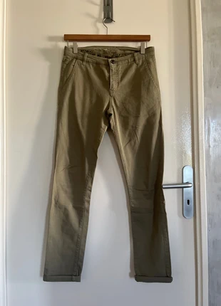 Chino Levi’s, marca: Levi's, estado: Muy bueno, tamaño: M / 38 / 10, 12,00 €, 13,30 € Protección al comprador incluida