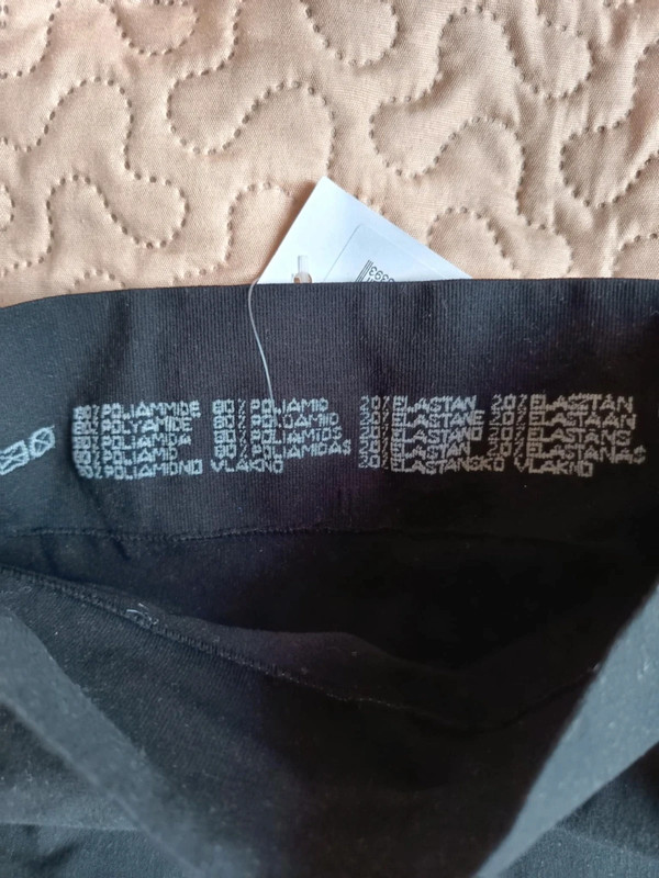 Short modelant. Marque bellissima. - photo numéro 4