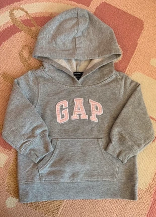 Sweat à capuche gris fille 18-24 mois GAP – logo rose poudré – doux et chaud, marke: GAP, zustand: Sehr gut, größe: 18–24 Monate / 86, 8,00 €, 9,10 € inklusive Vinted-Käuferschutz