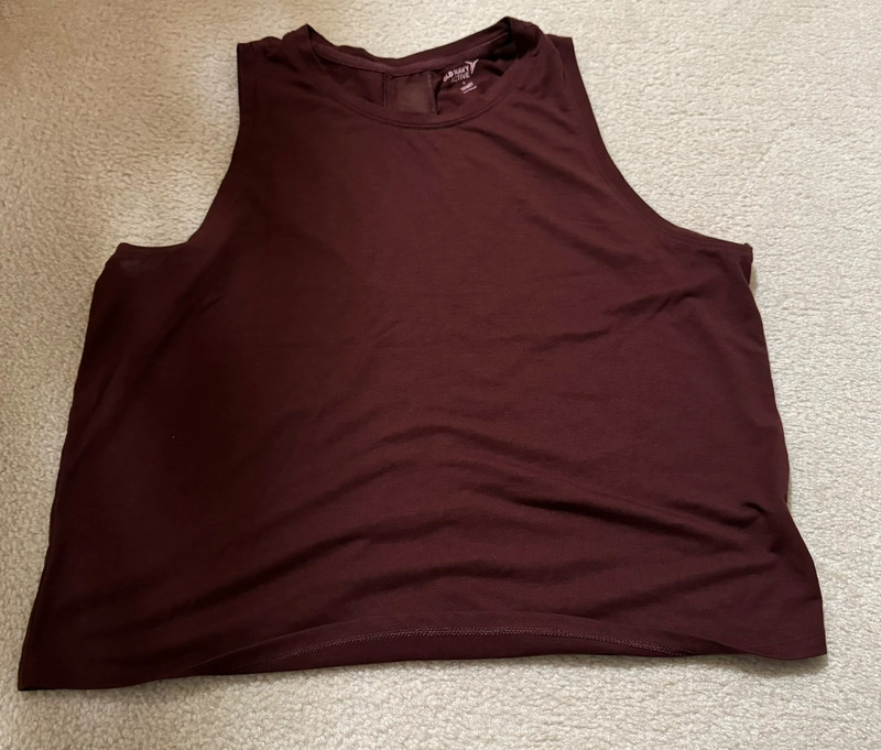 Old Navy Active Cropped Tank in L 2