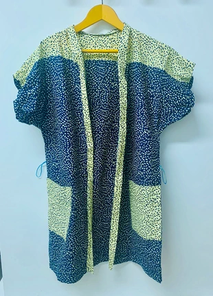 Kimono african wax , marca: Artesano, estado: Muy bueno, tamaño: M / 38 / 10, 7,00 €, 8,05 € Protección al comprador incluida