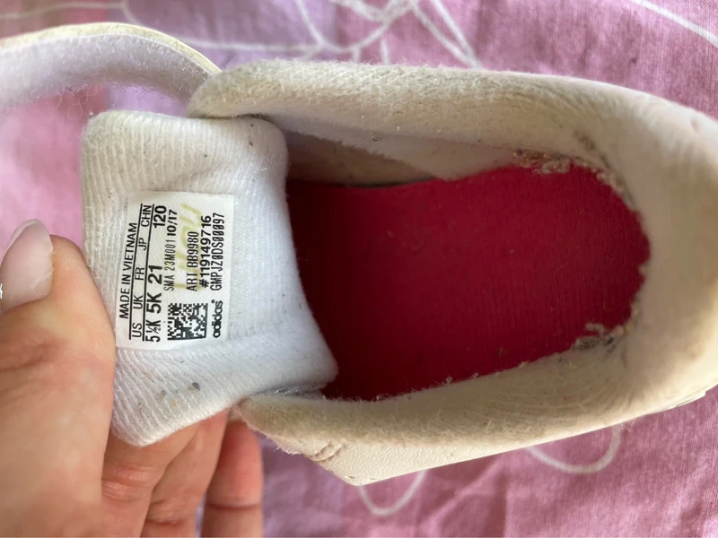 Baskets Adidas fille taille 21 - photo numéro 4