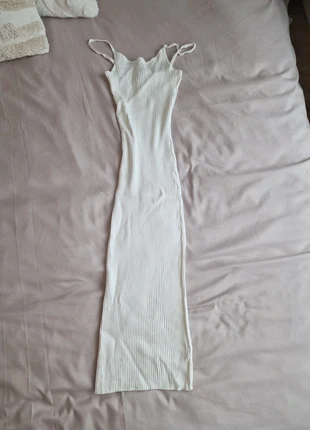 H&M robe d'été longue blanc/creme, marque: H&M, état: Neuf sans étiquette, taille: S / 36 / 8, 8,20 €, 9,31 € Protection acheteurs incluse