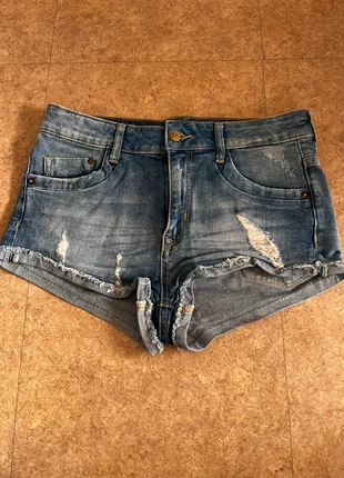 mini short en jean bleue, brand: H&M, condition: New without tags, size: M / 38 / 10, €9.50, €10.68 includes Buyer Protection