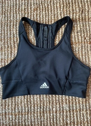Adidas sports bra black top, marque: adidas, état: Très bon état, taille: M, 12,00 €, 13,30 € Protection acheteurs incluse