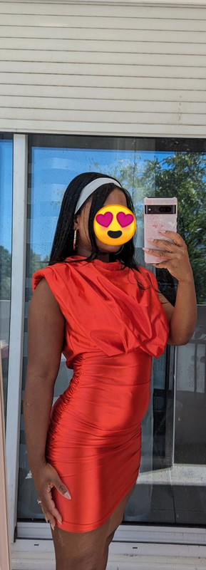 Robe rouge satin 2