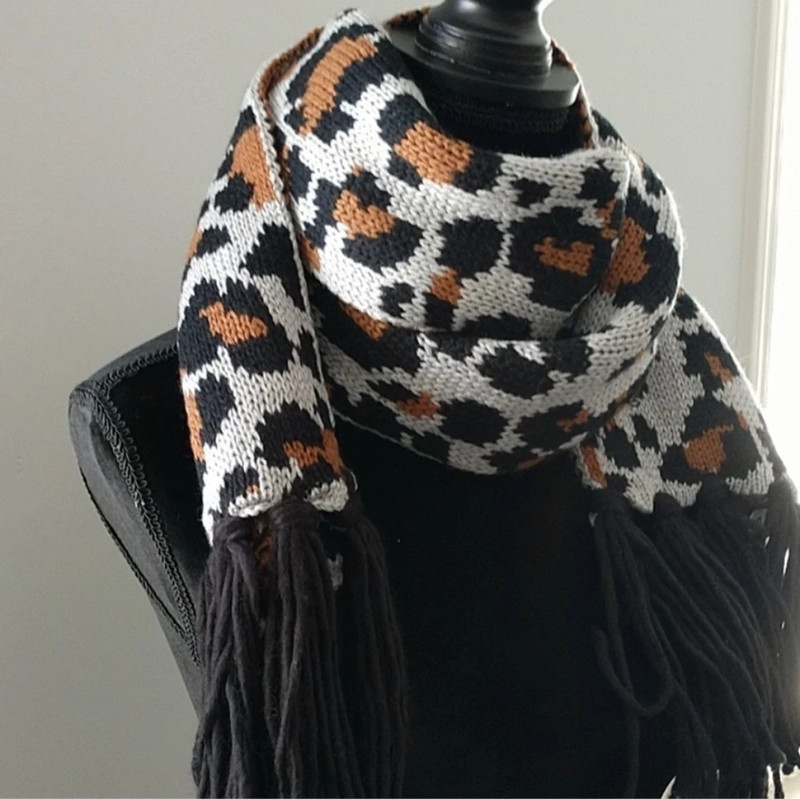 Leopard print scarf, new with tags animal print y2k 1