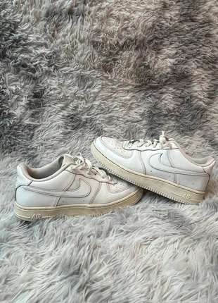 Chaussures Air Force one blanche, Nike, merk: Nike, staat: Heel goed, maat: 37, € 4,90, € 5,85 inclusief Kopersbescherming