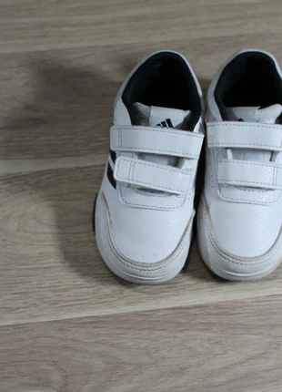 👟 Baskets blanches Adidas bébé garçon, brand: adidas, condition: Very good, size: 22, €15.00, €16.45 includes Buyer Protection