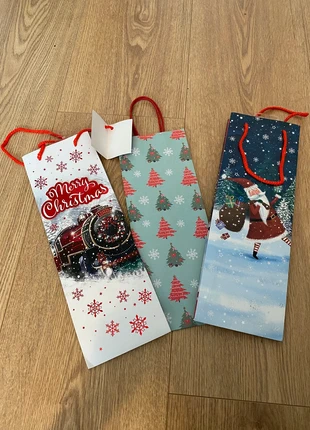 of 3 Christmas Wine/Spirits Gift Bags – Only 2€ for the 3 of them!, brand: Wraptastic, condition: New with tags, €2.00, €2.80 includes Buyer Protection