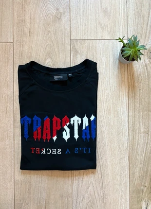 t shirt trapstar noir, marque: Trapstar, état: Neuf sans étiquette, taille: M, 22,00 €, 23,80 € Protection acheteurs incluse