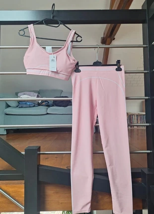 Ensemble Alo Yoga Rose Taille M - Femme, marca: Alo Yoga, estado: Nuevo con etiquetas, tamaño: M / 38 / 10, 55,00 €, 58,45 € Protección al comprador incluida