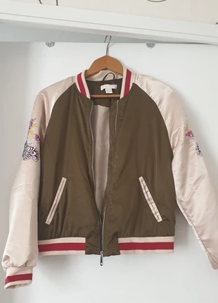 Bomber H&M , brand: H&M, condizioni: Ottime, taglia: L / IT 44 / EU 40, €12.50, €13.83 include la Protezione acquisti
