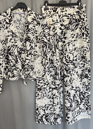 Ensemble femme pantalon et chemise large Suncoo haut de gamme taille 2., merk: suncoo, staat: Heel goed, maat: M / 38 / 10, € 29,90, € 32,10 inclusief Kopersbescherming