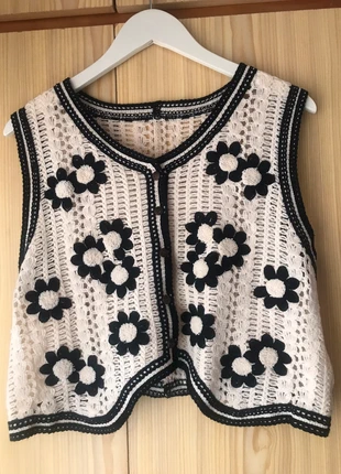 Chaleco de crochet, brand: Shein, condizioni: Ottime, taglia: S / IT 40 / EU 36, €2.00, €2.80 include la Protezione acquisti