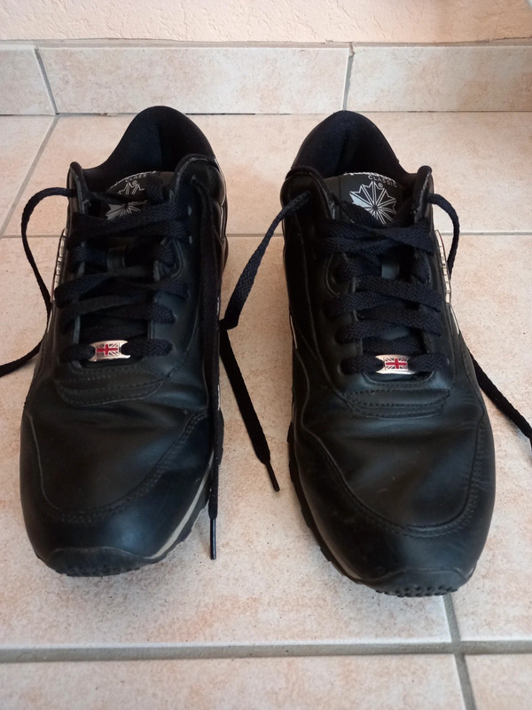 Reebok homme en cuir noir Vinted