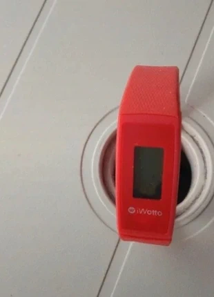 Waterproof Smartband Activity Tracker | Fitness Watch with Heart Rate & Calorie Monitor, marca: El Corte Inglés, estado: Novo sem etiquetas, €1.00, €1.75 inclui Proteção do Comprador