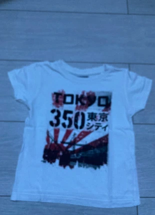 Tee-shirt , merk: In Extenso, staat: Goed, maat: 4 jaar / 104 cm, € 2,00, € 2,80 inclusief Kopersbescherming