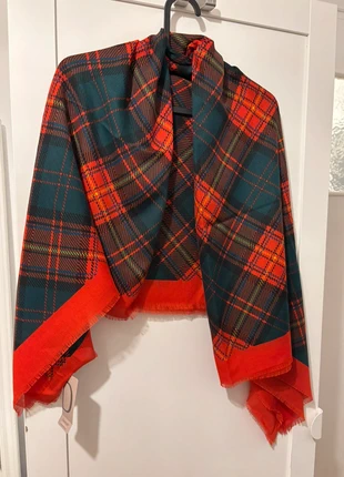 Étole tartan, marque: Boutique indépendante, état: Neuf avec étiquette, 8,00 €, 9,10 € Protection acheteurs incluse