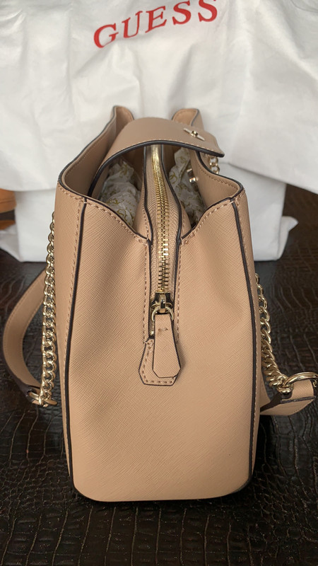 Guess robyn 2025 shoulder bag