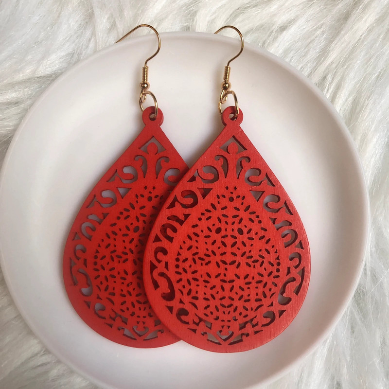 Red drop/dangle earrings boho retro style 1