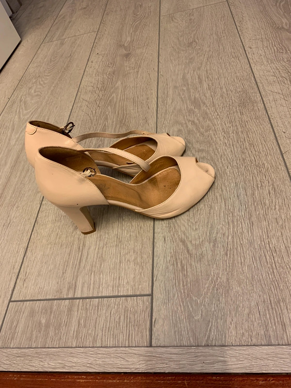 Hele mooie pumps van het merk taupage Vinted