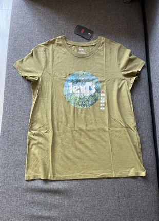 Levi’s Limited Edition T-Shirt | Brand New with Tags, marca: Levi's, estado: Nuevo con etiquetas, tamaño: L / 40 / 12, 15,00 €, 15,75 € Protección al comprador incluida