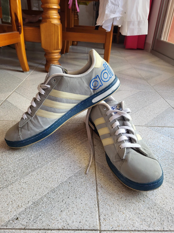 Adidas neo gris y sale azul