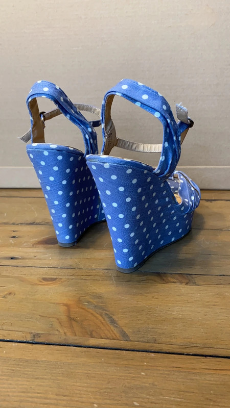 Polka dot wedges sales