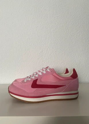 Zapatillas retro rosa, marque: Bershka, état: Neuf sans étiquette, taille: 40, 12,00 €, 13,30 € Protection acheteurs incluse