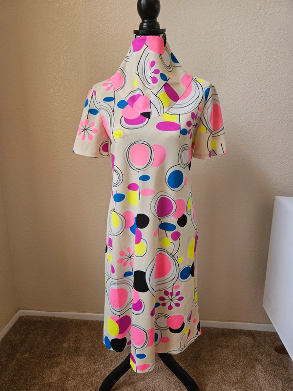 Sold! No Longer Available! Vintage Retro Psychedelic Dress NO Longer Available! 1