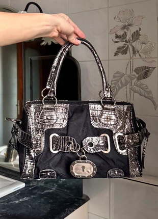 Borsa a spalla nera in cotone e inserti di similpelle pitonata argento - borchie con lucchetto y 2k, marke: Vintage Dressing, zustand: Sehr gut, 60,00 €, 63,70 € inklusive Vinted-Käuferschutz