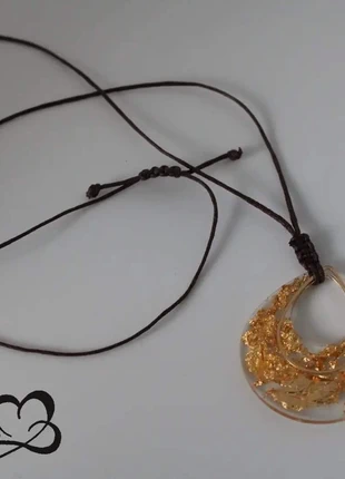 Pendentif goutte en résine avec des feuilles d'or !! , marke: Fait Main, zustand: Neu, 10,00 €, 11,20 € inklusive Vinted-Käuferschutz