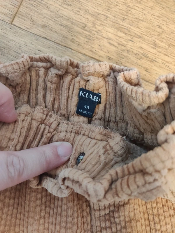 Jupe beige velour 4 ans - photo numéro 2