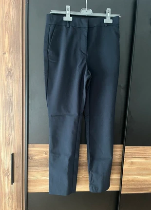 Pantalon bleu marine tailleur, marque: H&M, état: Neuf sans étiquette, taille: M / 38 / 10, 5,00 €, 5,95 € Protection acheteurs incluse