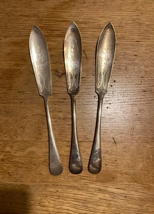 Unusual electro plated nickel silver fish knives, condition: Satisfactory, £10.00, £11.20 includes Buyer Protection