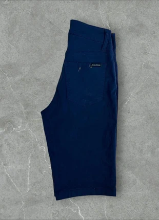 Short en jean Dickies bleu marine, merk: Dickies, staat: Heel goed, maat: 13 jaar / 158 cm, € 9,00, € 10,15 inclusief Kopersbescherming Pro