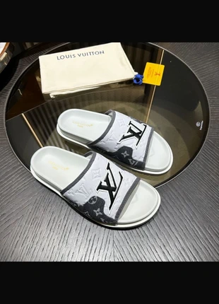 Louis Vuitton sliders, brand: Louis Vuitton, condition: New with tags, size: 8, £350.00, £368.20 includes Buyer Protection