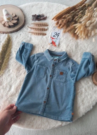 Surchemise/ Veste.  Okaidi.  24 Mois.  Très bon état, merk: Okaïdi, staat: Heel goed, maat: 24-36 maanden / 92 cm, € 12,00, € 13,30 inclusief Kopersbescherming Pro