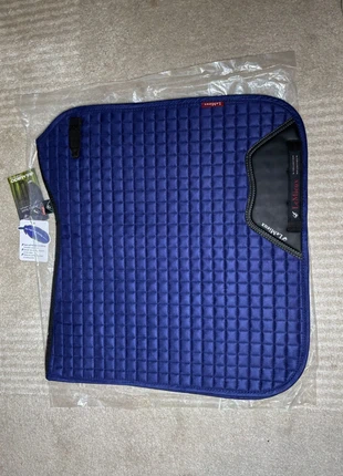 Lemieux Suede DR Square | Paardmaat – Dressuurmodel | Kleur: Ink Blue, marque: Lemieux, état: Neuf, 45,00 €, 47,95 € Protection acheteurs incluse