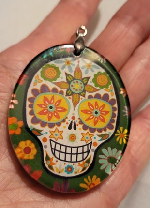 Grand medaillon pendantif léger halloween, condizioni: Ottime, €9.00, €10.15 include la Protezione acquisti