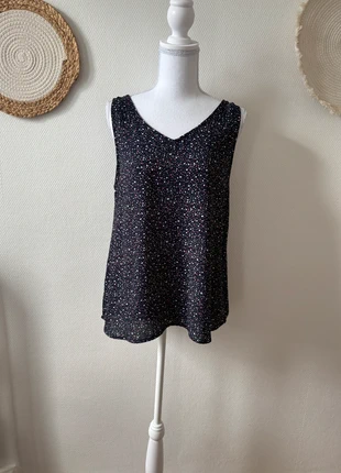 Blouse à petits motifs 🎨 Chic, fluide & facile à porter, marque: In Extenso, état: Très bon état, taille: M / 38 / 10, 5,00 €, 5,95 € Protection acheteurs incluse